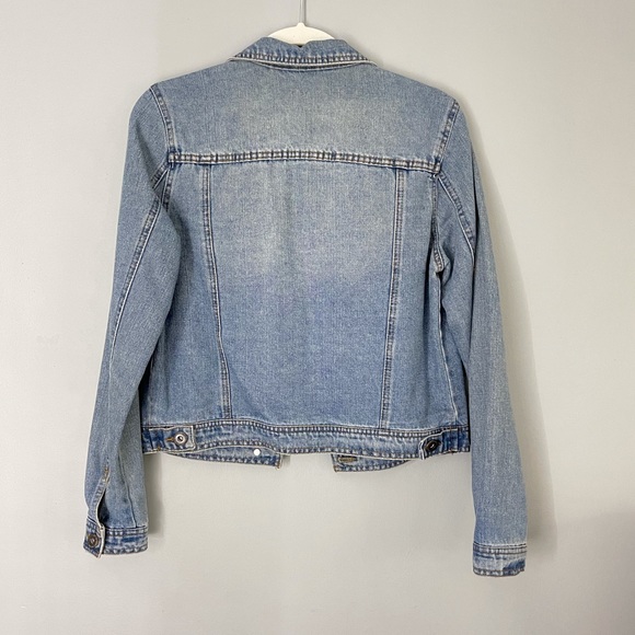 Jean Jacket - Picture 3 of 4